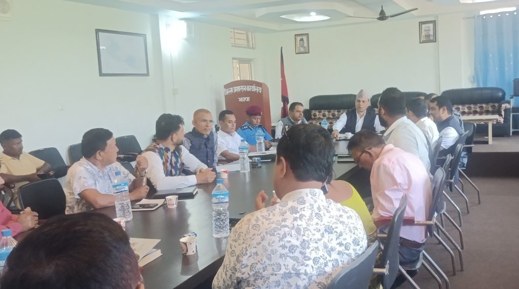 झापाका अपायक मतदान स्थल सार्न निर्वाचन कार्यालयलाई आग्रह